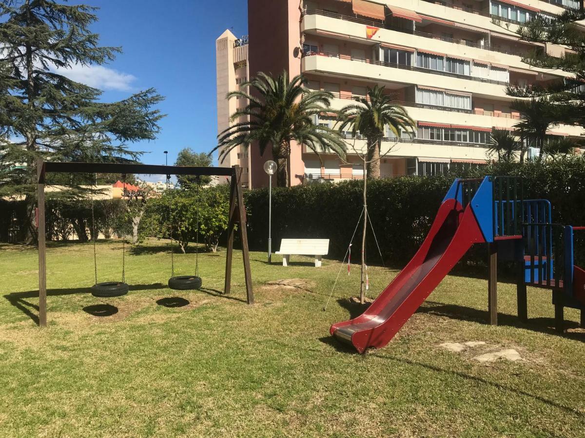Mediodia Holiday Alicante Eksteriør billede